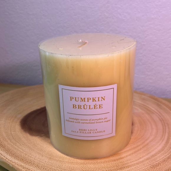 Debi Lilly Pumpkin Brûlée Candle - Picture 1 of 4